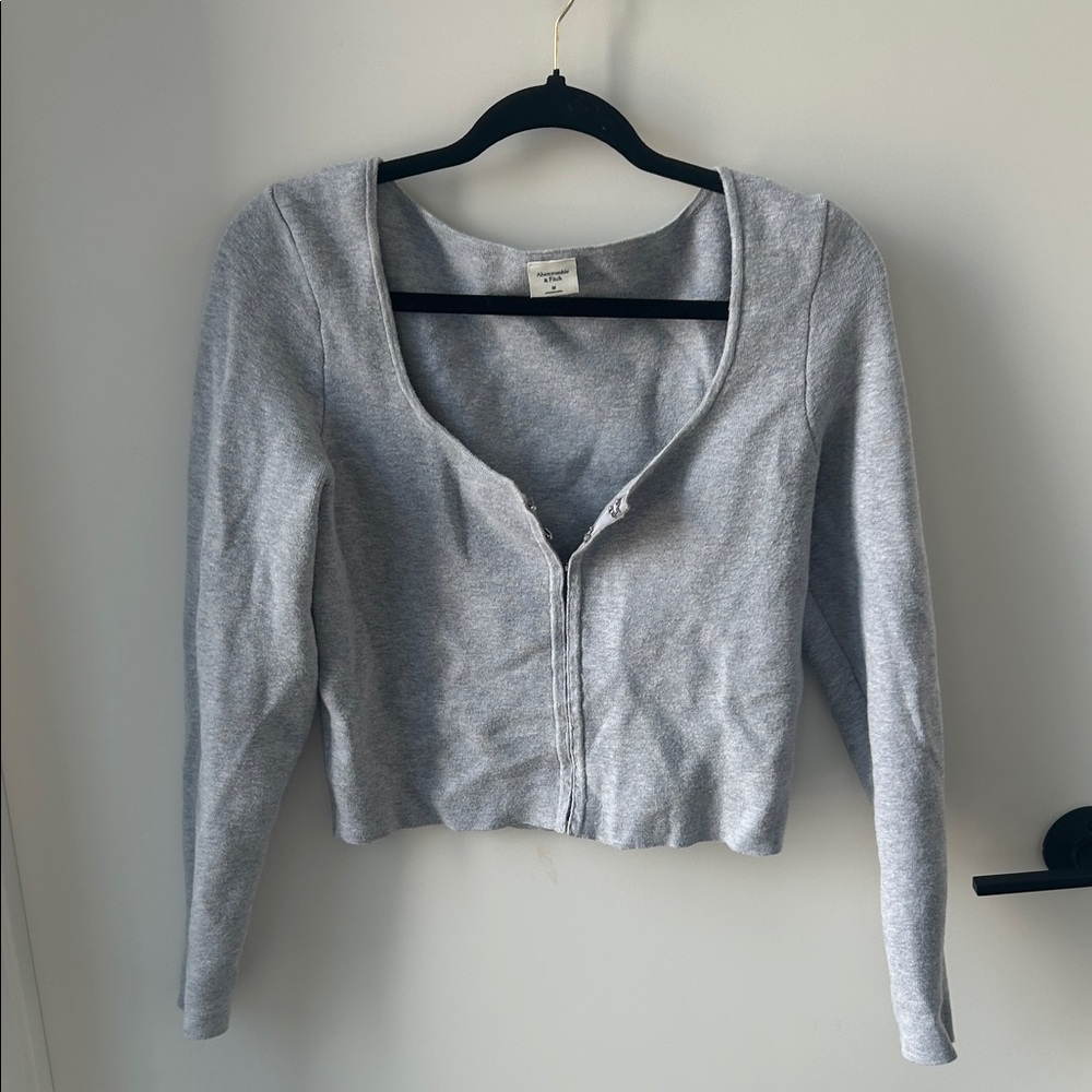 Abercrombie & Fitch Light Gray Women's Cardigan